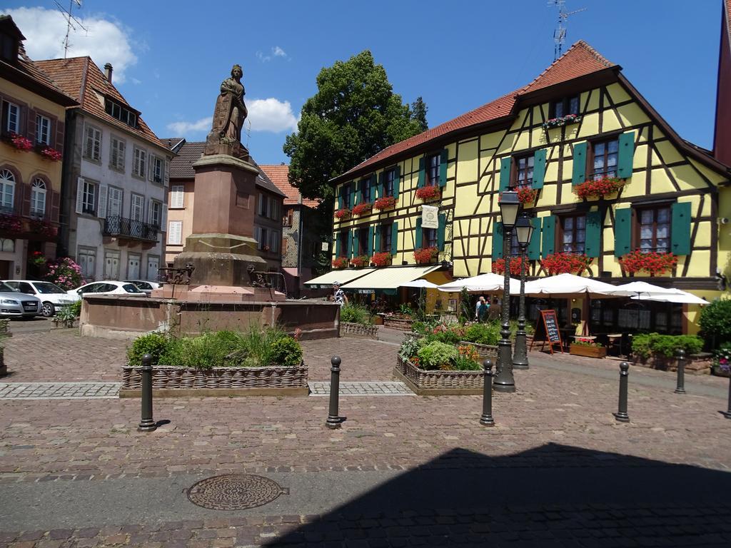 Logis Hotel-Restaurant Du Mouton Ribeauvillé Zewnętrze zdjęcie